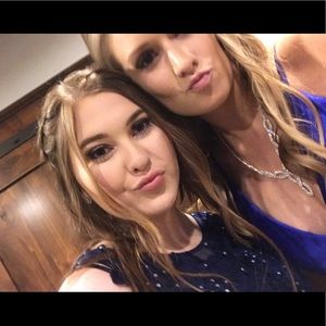 Meet your Posher, Jillian